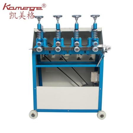 XD-113 Four wheeled lining machine